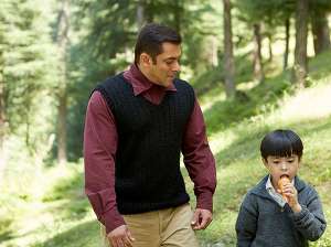 Tubelight movie review Little star Matin Ray... Tubelight movie review Little star Matin Ray...