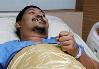 Thai man survives python attack with maleness... Thai man survives python attack with maleness...