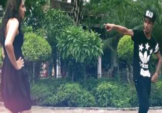 Guy dances his way to girl’s heart - India TV Guy dances his way to girl’s heart - India TV