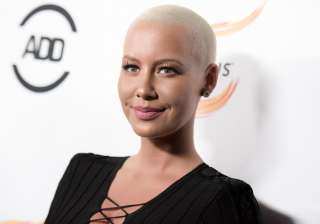 Amber Rose poses topless - India TV Amber Rose poses topless - India TV