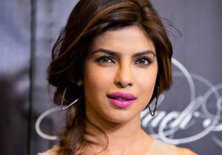 Priyanka is excited as she teams up with Vashu... Priyanka is excited as she teams up with Vashu...