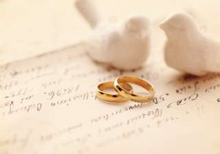 The couple discovered the truth while looking... The couple discovered the truth while looking...