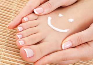 Make your feet happy this season with these 5... Make your feet happy this season with these 5...