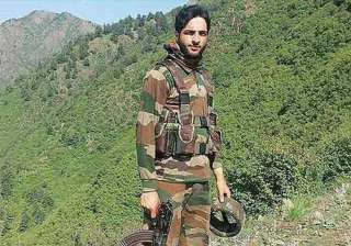 Gallantry award for 3 Rashtriya Rifles personnel... Gallantry award for 3 Rashtriya Rifles personnel...