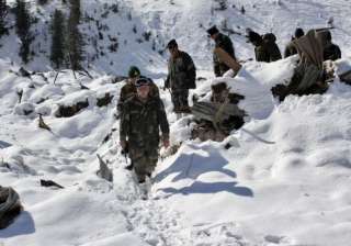 Five soldiers rescued from avalanche in J&K’s... Five soldiers rescued from avalanche in J&K’s...
