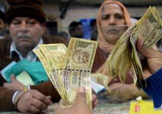 Deposits in Jan Dhan accounts rose by Rs 29,000... Deposits in Jan Dhan accounts rose by Rs 29,000...