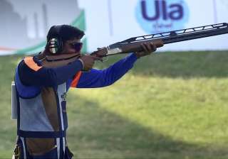 After Jitu-Heena win in mixed event, Ankur Mittal... After Jitu-Heena win in mixed event, Ankur Mittal...
