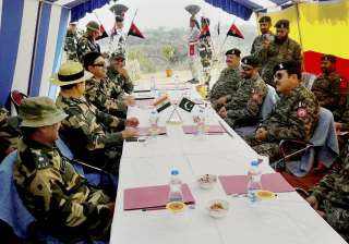 BSF, Pakistani Rangers, LoC, Unprovoked Firing - India TV BSF, Pakistani Rangers, LoC, Unprovoked Firing - India TV