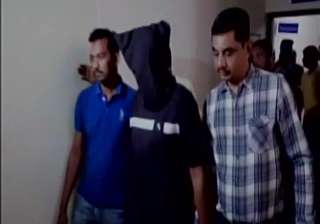 Gujarat ATS arrests two suspected ISIS operatives... Gujarat ATS arrests two suspected ISIS operatives...