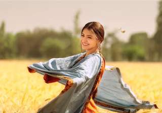 Anushka Sharma won many hearts again by asking... Anushka Sharma won many hearts again by asking...