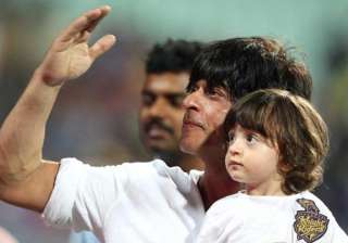 Shah Rukh Khan, AbRam - India TV Shah Rukh Khan, AbRam - India TV