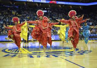 Bhangra Empire hits NBA halftime - India TV Bhangra Empire hits NBA halftime - India TV