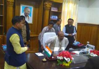 Biren Singh takes charge as the new CM of... Biren Singh takes charge as the new CM of...