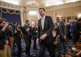 FBI confirms probing Trump-Russia links; trashes... FBI confirms probing Trump-Russia links; trashes...