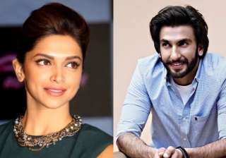 Deepika and Ranveer spotted spending time... Deepika and Ranveer spotted spending time...