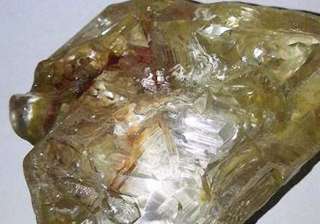 Pastor unearths 706-carat diamond in Sierra... Pastor unearths 706-carat diamond in Sierra...