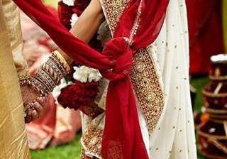 Hindu Marriage Bill becomes law in Pakistan after... Hindu Marriage Bill becomes law in Pakistan after...