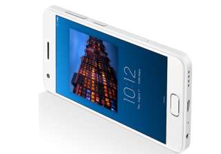 Lava launches Z series - India TV Lava launches Z series - India TV
