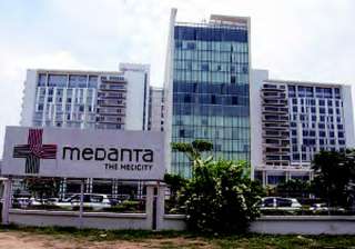 Medanta Hospital's air ambulance crash-lands near... Medanta Hospital's air ambulance crash-lands near...