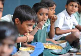 Aadhaar-linking shows 4.4 lakh ‘ghost... Aadhaar-linking shows 4.4 lakh ‘ghost...