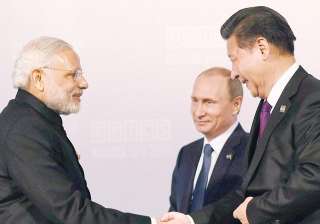 Chinese President Xi with PM Modi and President... Chinese President Xi with PM Modi and President...