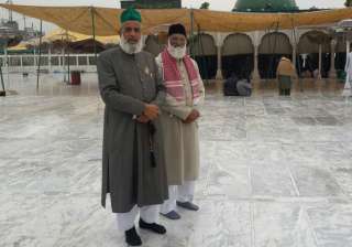 Both priests had gone to visit Daata Darbar... Both priests had gone to visit Daata Darbar...