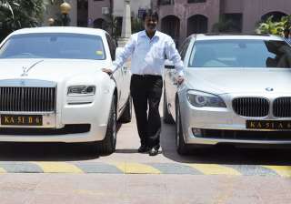This Bengaluru barber owns 150 luxury cars,... This Bengaluru barber owns 150 luxury cars,...