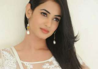Sonal Chauhan - India TV Sonal Chauhan - India TV