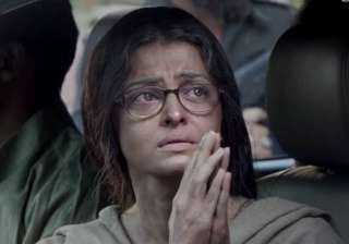 Aishwarya Rai Bachchan wins best actress award - India TV Aishwarya Rai Bachchan wins best actress award - India TV