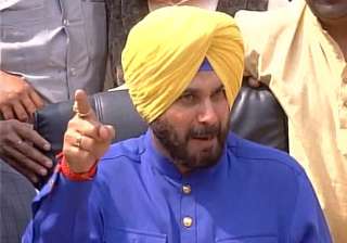 Congress leader Navjot Singh Sidhu speaks to... Congress leader Navjot Singh Sidhu speaks to...