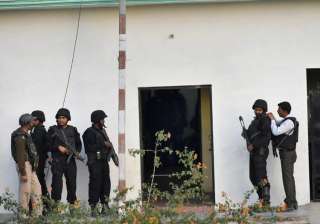 Suspected terrorist holed up in Lucknow - India TV Suspected terrorist holed up in Lucknow - India TV