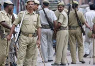 Communal clash erupts in Kanpur over Navratra... Communal clash erupts in Kanpur over Navratra...