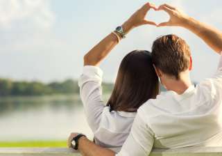 Single? Create an advert before starting dating! - India TV Single? Create an advert before starting dating! - India TV
