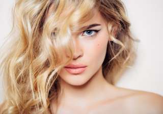A sound sleep can make your skin look younger! -... A sound sleep can make your skin look younger! -...