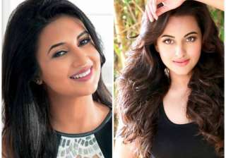 Divyanka Tripathi and Sonakshi Sinha - India TV Divyanka Tripathi and Sonakshi Sinha - India TV