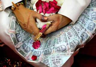 Rajasthan tea seller dishes out over Rs 1 cr... Rajasthan tea seller dishes out over Rs 1 cr...