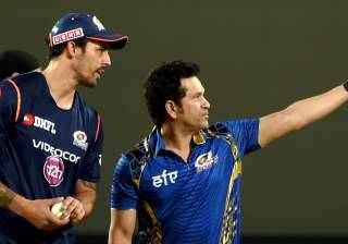 Mumbai Indians mentor Sachin Tendulkar with team... Mumbai Indians mentor Sachin Tendulkar with team...