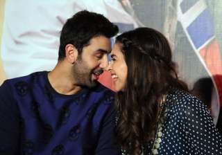 Ex-lovers Ranbir and Deepika to come together... Ex-lovers Ranbir and Deepika to come together...