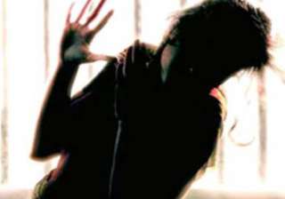 Delhi court orders FIR against woman police... Delhi court orders FIR against woman police...