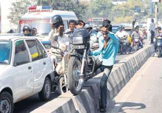Proposed Motor Bill: Rs 10,000 fine for drunk... Proposed Motor Bill: Rs 10,000 fine for drunk...