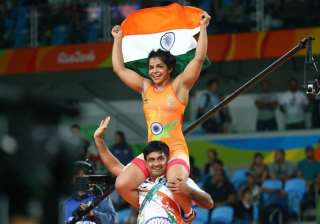 Sakshi Malik at 5th spot, Sandeep Tomar jumps to... Sakshi Malik at 5th spot, Sandeep Tomar jumps to...