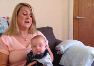 7-weeks-old baby with autism says ‘hello’ - India TV 7-weeks-old baby with autism says ‘hello’ - India TV