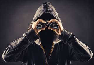 stalking women - India TV stalking women - India TV