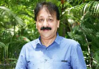 ED searches on Congress leader Baba Siddique,... ED searches on Congress leader Baba Siddique,...