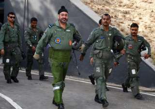 Air Chief flew a MiG-21 to lead 'Missing Man'... Air Chief flew a MiG-21 to lead 'Missing Man'...