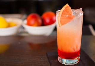 6 simple recipes to make refreshing mocktails for... 6 simple recipes to make refreshing mocktails for...