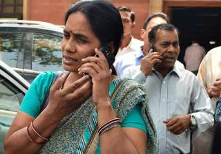 Nirbhaya’s parents happy with SC verdict -... Nirbhaya’s parents happy with SC verdict -...