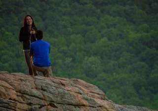 This is the most awkward photoshoot ever - India TV This is the most awkward photoshoot ever - India TV
