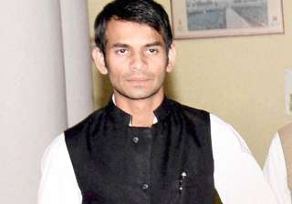 Lalu’s son Tej Pratap illegally got petrol... Lalu’s son Tej Pratap illegally got petrol...