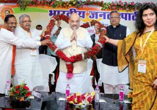 Amit Shah faces flak for his 'chatur baniya'... Amit Shah faces flak for his 'chatur baniya'...